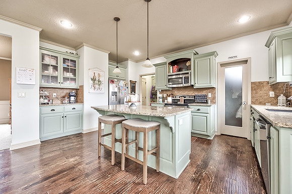 1412SWWhistleDr-11