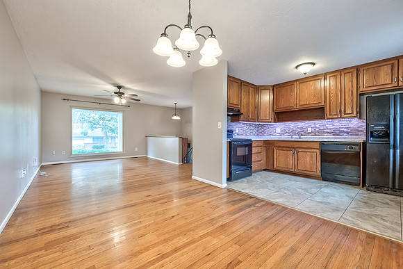13120W100ST-10