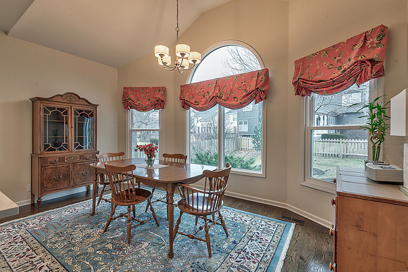 13115LarsenSt-25