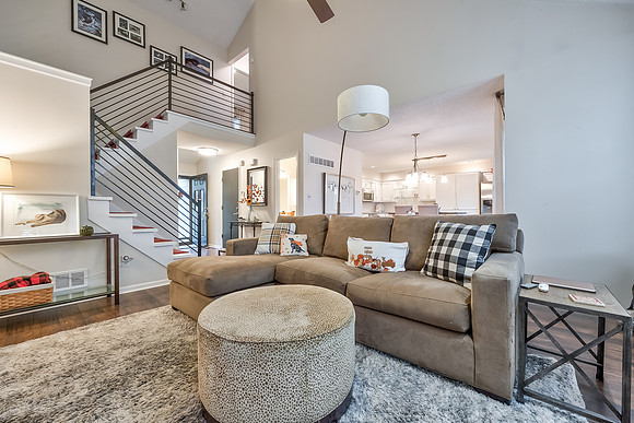 243NEEdgewaterDr-12