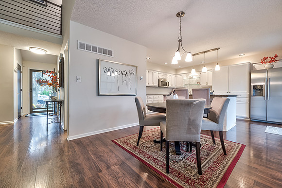 243NEEdgewaterDr-13