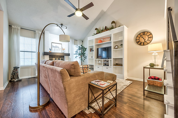 243NEEdgewaterDr-10
