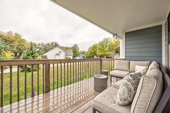 243NEEdgewaterDr-23