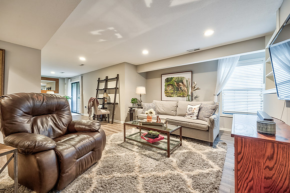 243NEEdgewaterDr-31