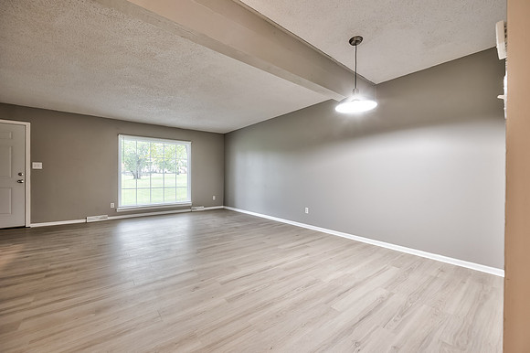6507E128ST-8