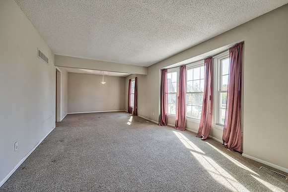 6538HalletST-8