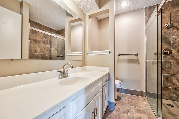 6538HalletST-20