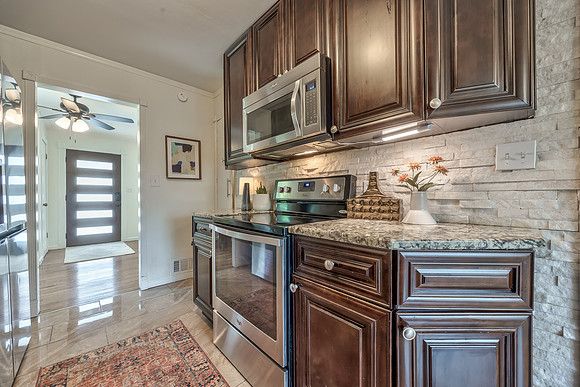 7510Falmouth-16
