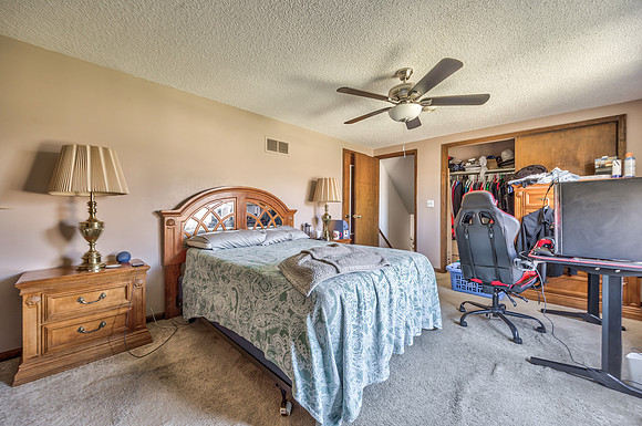 405SMontclaireDr-20