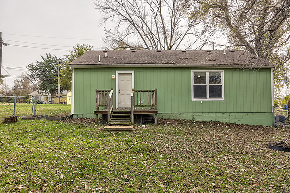 490ShawneeRd-21