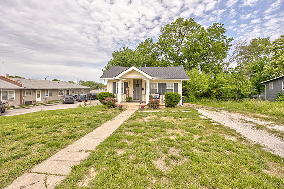 3207KensingtonAve-1