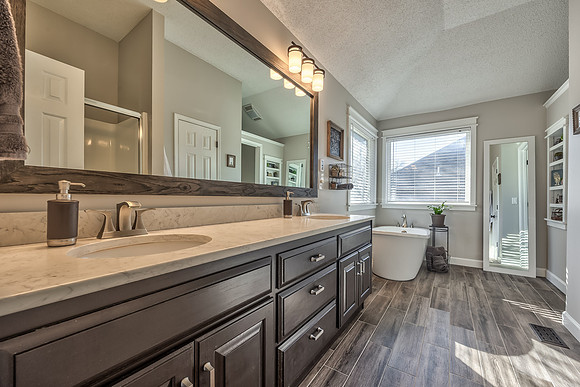 15629SLindenwoodDr-22