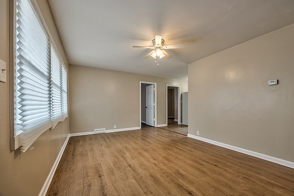 11218EasternAve-5