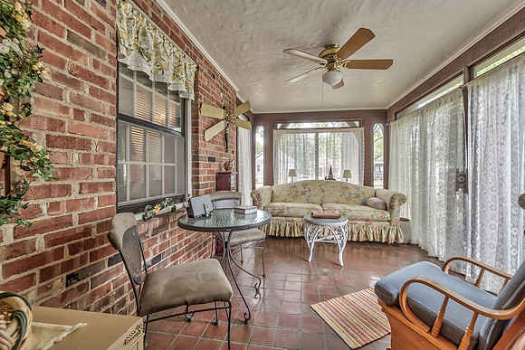 321WThirdSt-33