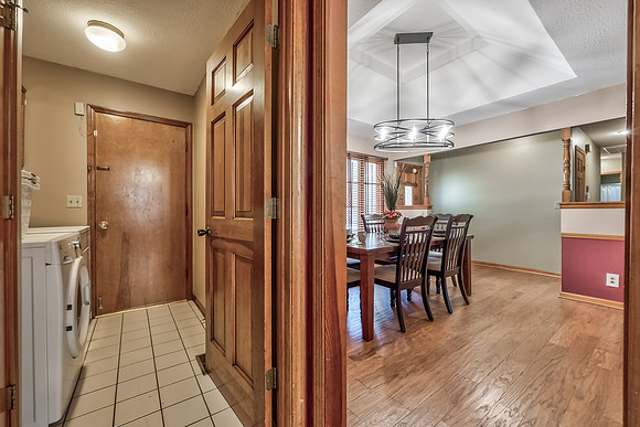 3836NEEllisonDr-23
