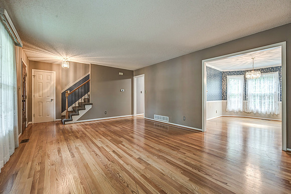 325MeadowLN-5
