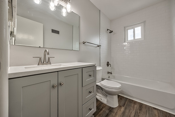 9337BallentineST-10