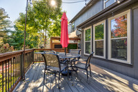 13801MeadowLn-5