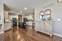 13801MeadowLn-19
