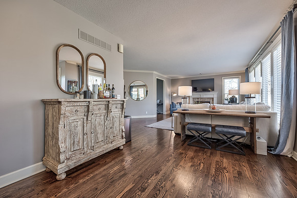 13801MeadowLn-27
