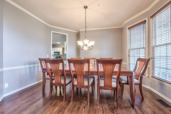 13801MeadowLn-28