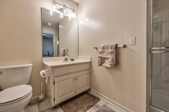 13801MeadowLn-39