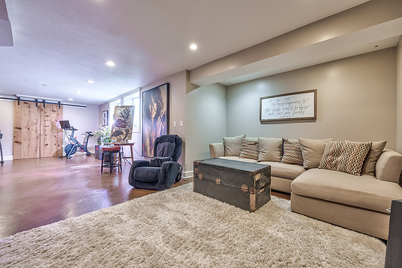 13801MeadowLn-47