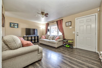 5635WebsterST-5