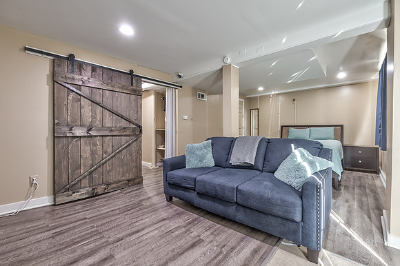 5635WebsterST-21