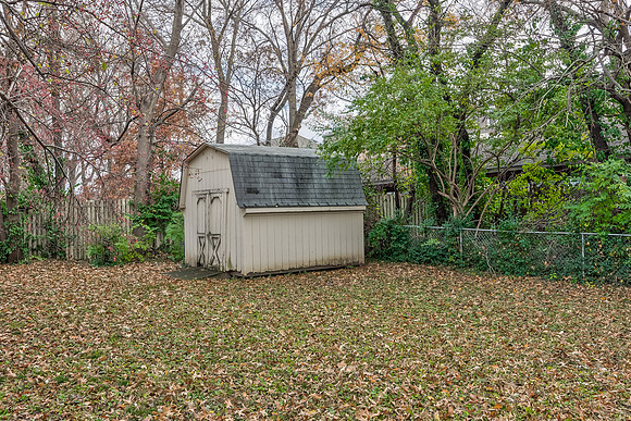 6136NewtonSt-9