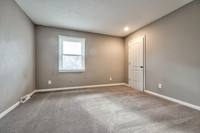 6136NewtonSt-19
