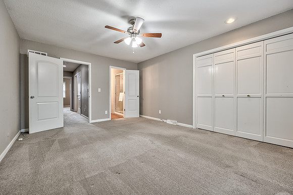 6136NewtonSt-21