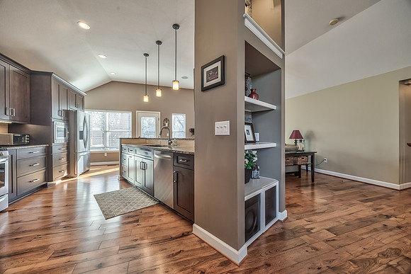 15629SLindenwoodDr-10
