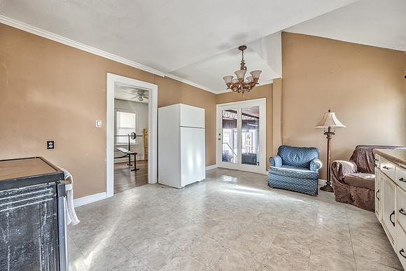 485DonnellyAve-12
