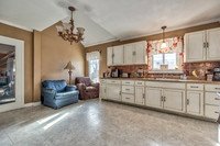 485DonnellyAve-13