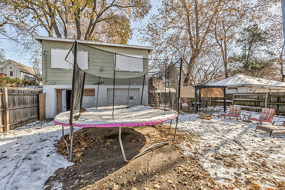 485DonnellyAve-22