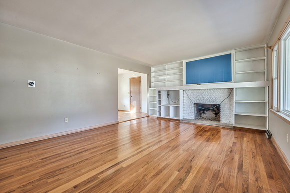 817SWPleasantDr-3
