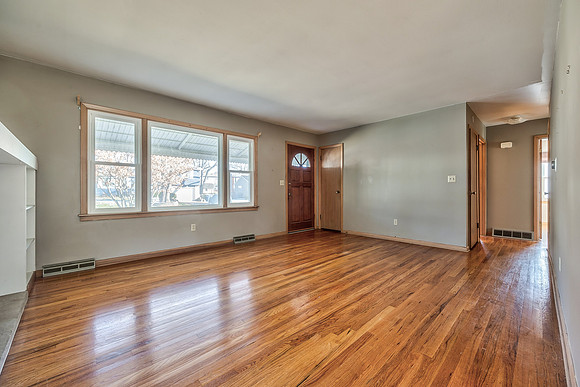 817SWPleasantDr-5