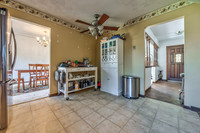 405SMontclaireDr-8