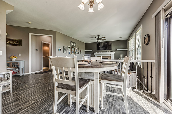 20783SSkyviewLN-15