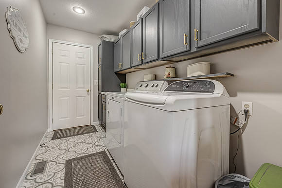 22402McIntyreRD-23