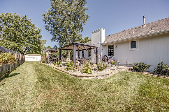 803SWRockhillDr-33