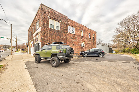 2462BrooklynAve-4