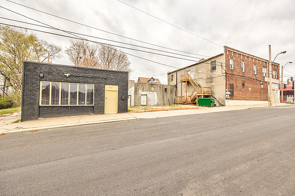 2462BrooklynAve-13