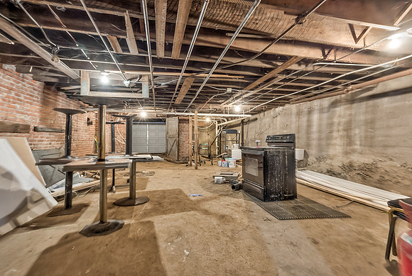 2462BrooklynAve-32