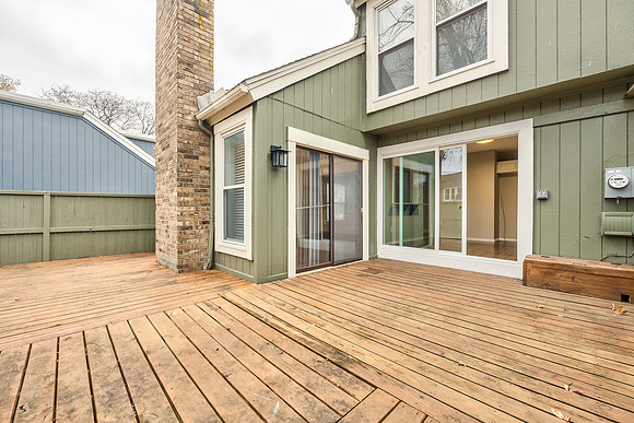 8190HalseySt-16