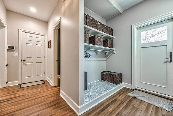 700WhiteOakLn-33