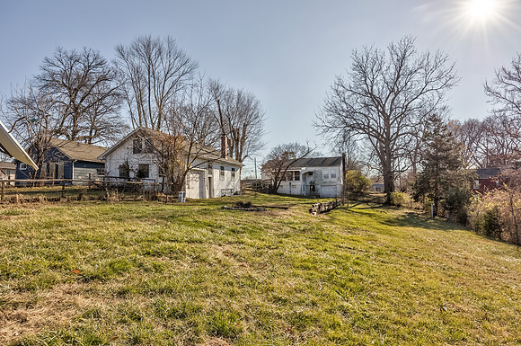 5220SloanAve-9