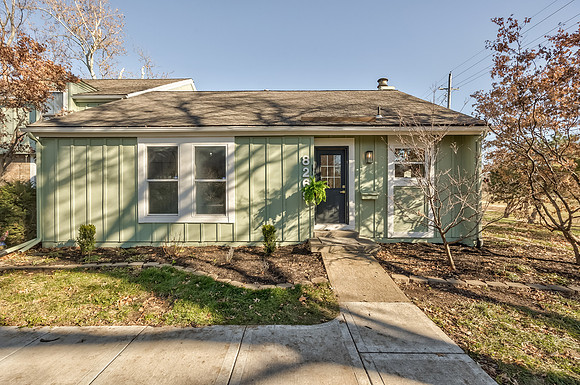 8269Monrovia-2