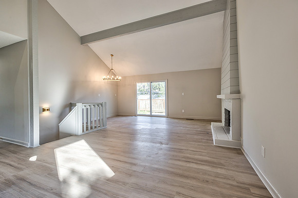 8269Monrovia-5